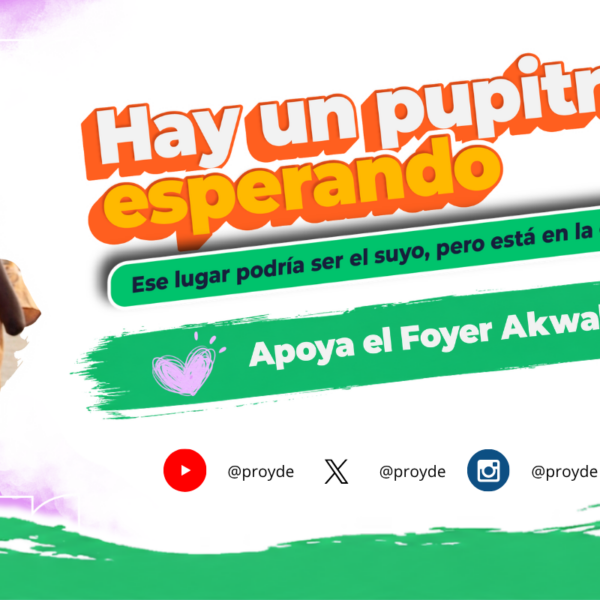 HAY UN PUPITRE ESPERANDO